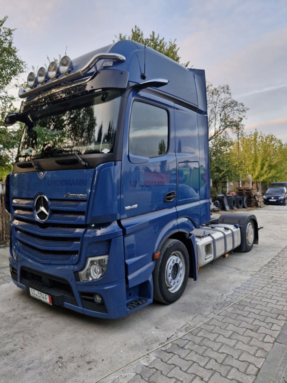 Additional truck photo